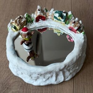 Vintage Christmas Around the World Skating Bear Musical OnPond Mirror Ice Taiwan